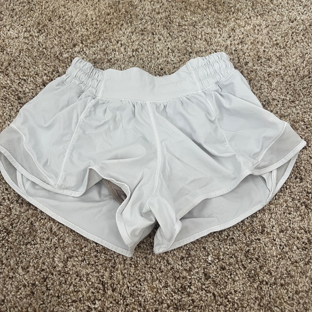 Lululemon Hotty Hot size 2 shorts